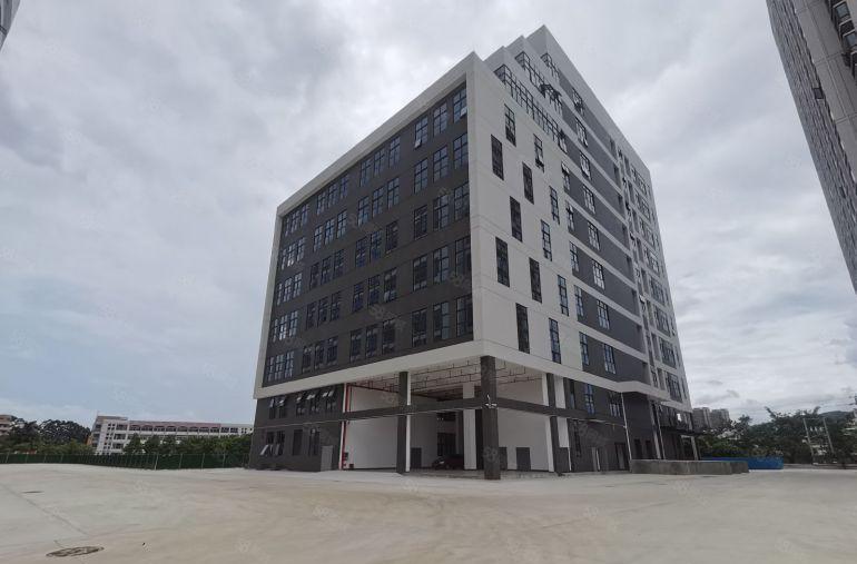 9块，三和经济开发区新出3000平原房东厂房仓库出租，可分租