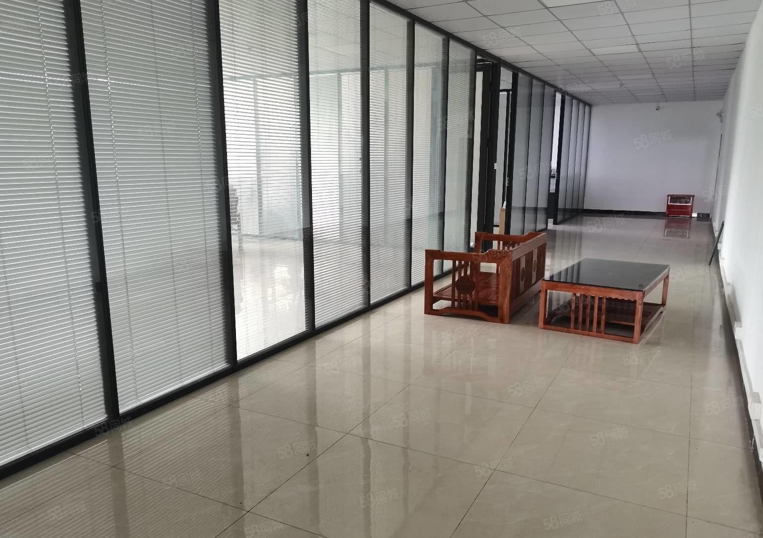 惠阳镇隆甘彼村原房东工业园6万平厂房出租可分租一楼二楼6米高