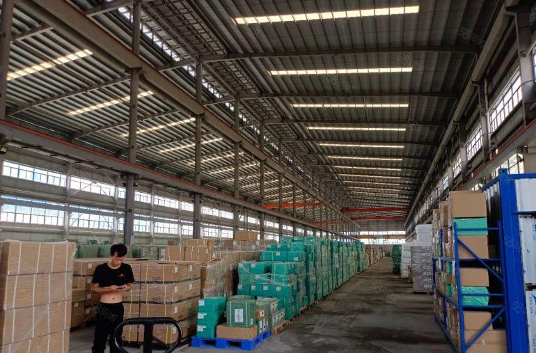 镇隆单一层18米高厂房13000平方出租，一千平起分