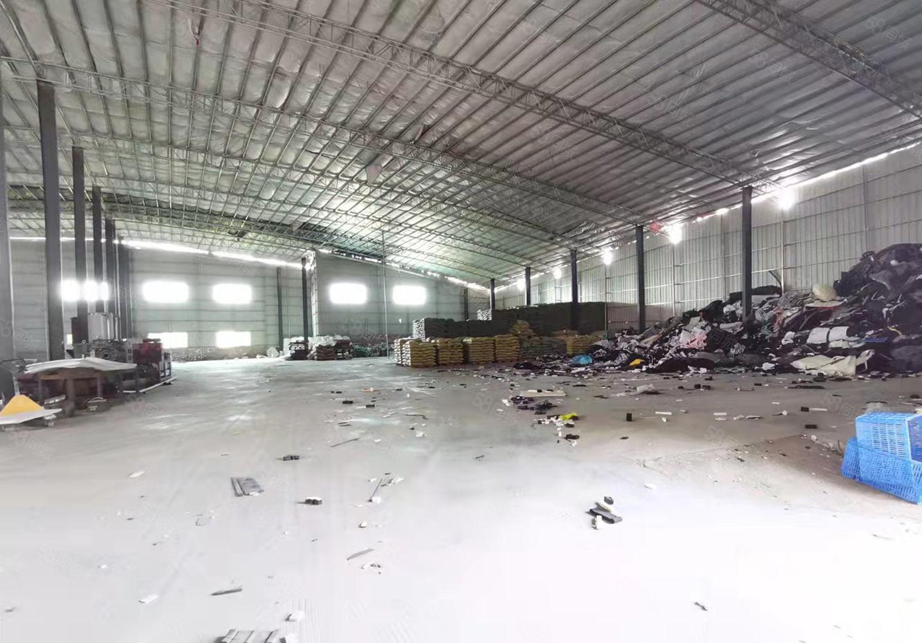 11元滴水8m钢构厂房。500起分租，破碎，颗粒无限制行业