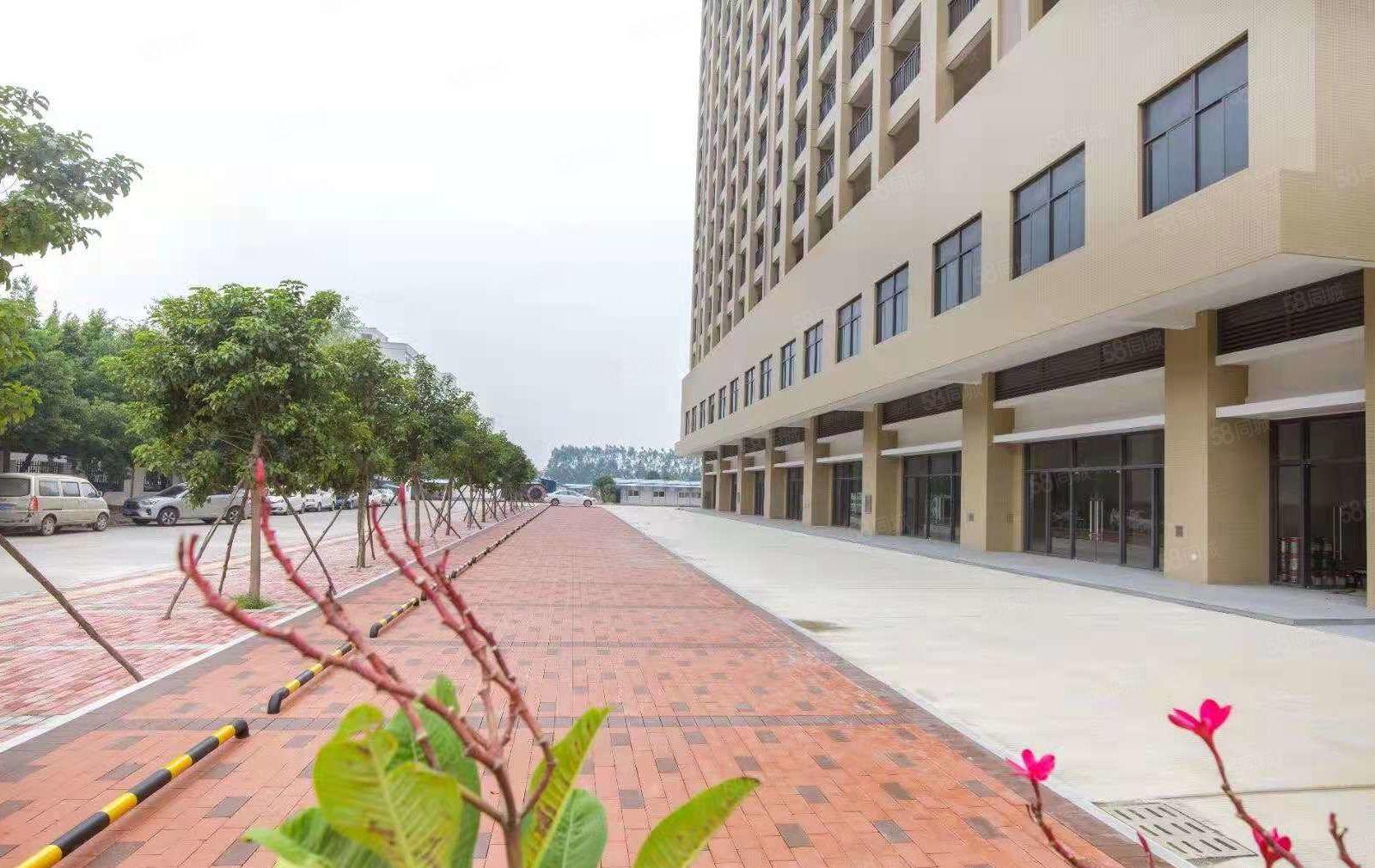 秋长原房东全新厂房，证件齐全，大小可分租