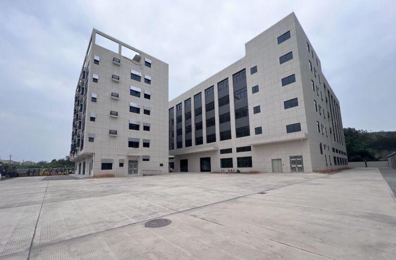 1000平起租惠州镇隆独栋厂房出租证件齐全可办环评近高速出口