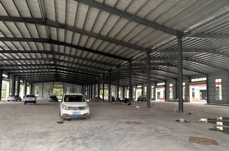 秋长，3000平钢结构，好分租，滴水7.5，厂房仓库低价出租