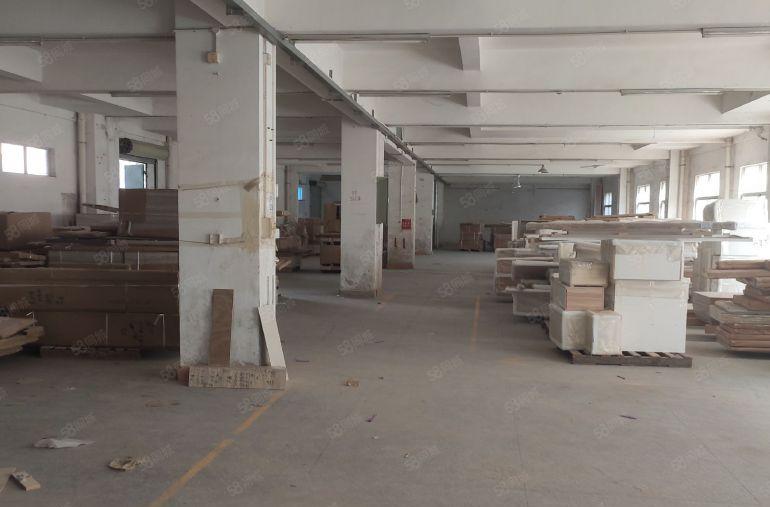 新圩长布高速口国道边一楼500平方出租现成办公室带水电