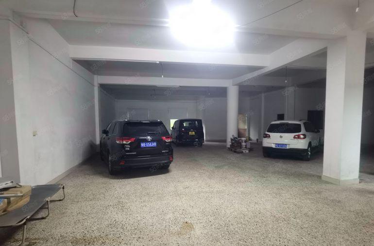 淡水独门独院一楼600平电商办公仓库，带全屋空调，现成办公室