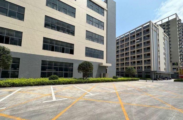 惠阳秋长原房东一楼1000平精装修厂房低价出租形象好空地大!