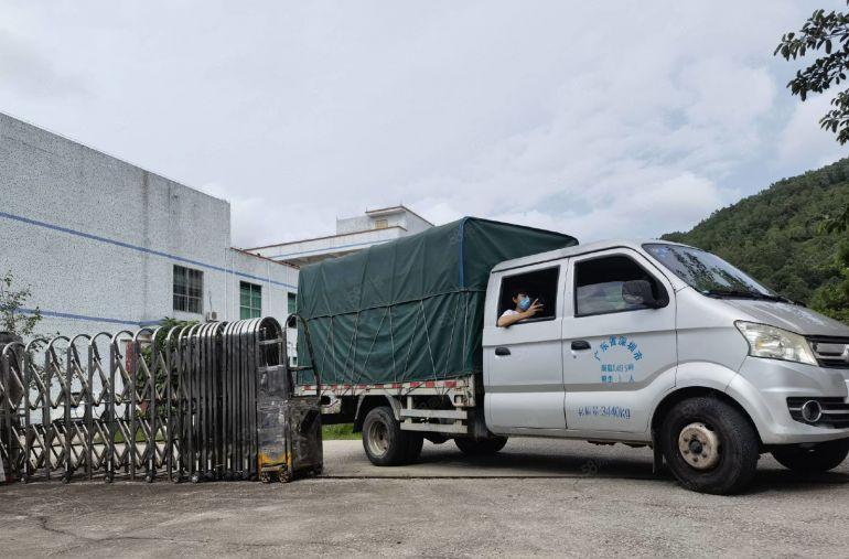 新圩原房东小独院3000平低价出租，好进车无行业限制