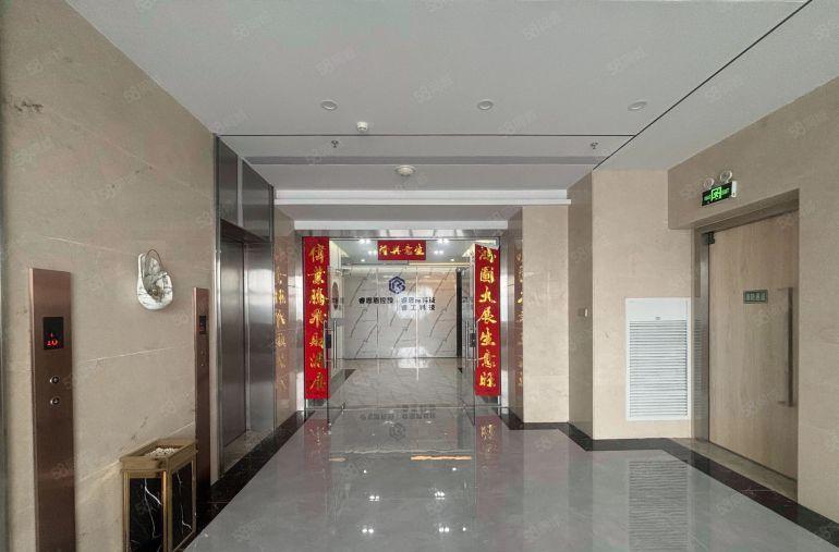 精装9块！秋长1750平厂房仓库出租水电齐全带4部电梯位置好