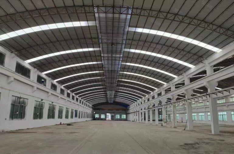 10米钢构，15元，5000平可分租，原房东直租，现成航吊