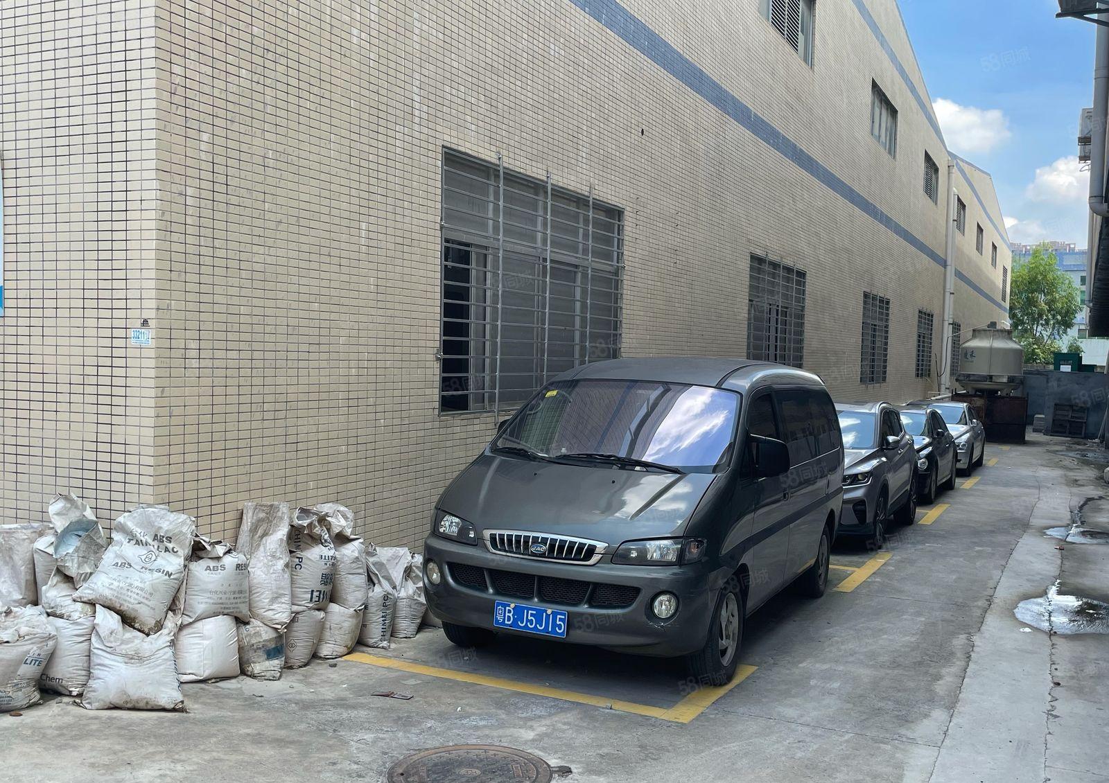 新圩镇镇中心园区独栋砖墙到顶单一层钢构6千平方厂房出租可分租