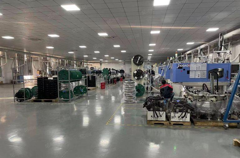 8块！惠阳三和经济开发区二楼3000平精装修厂房仓库低价出租