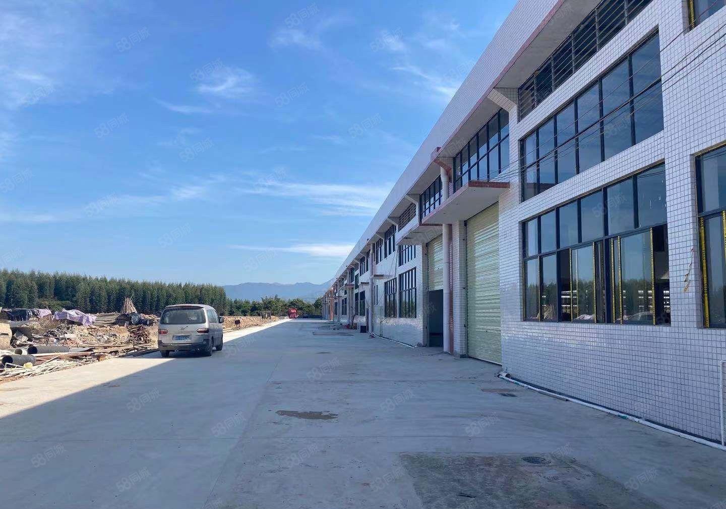 980平起分平山镇原房东滴水6.5米现成喷油环评钢构厂房