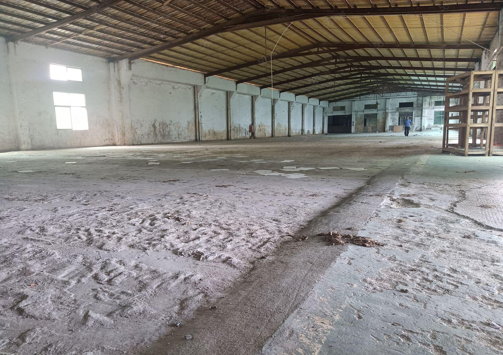 厂房出租惠阳新圩一楼钢构厂房800平，高7米，空地超大