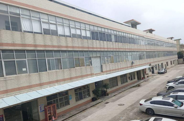 秋长主干道旁红本厂房独院12楼各1000平米，小面积可分租