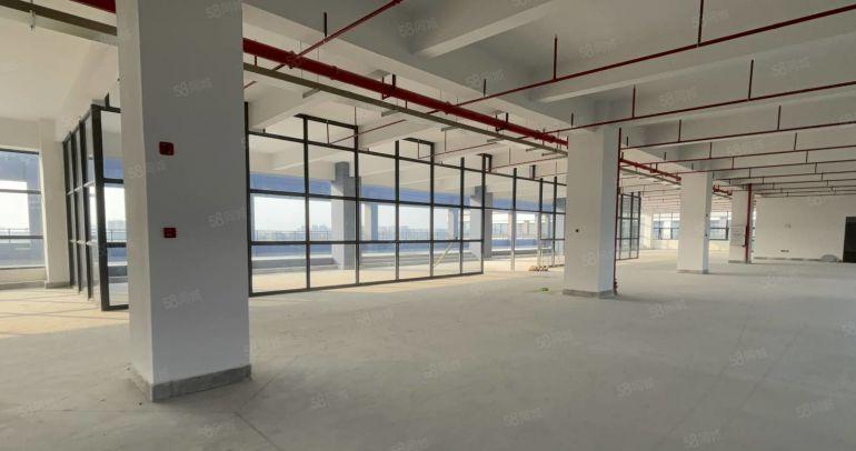 镇隆空中花园楼上1680平原房东实际面积出租8元起租无管理费