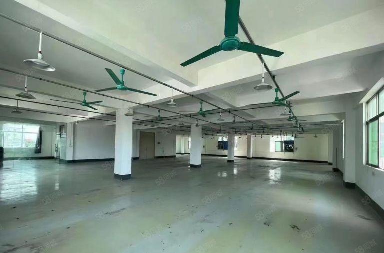 惠阳秋长新出400平标准厂房出租，带精装修。