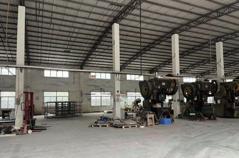 10元！镇隆1500平原房东单一层钢构厂房仓库出租可分租