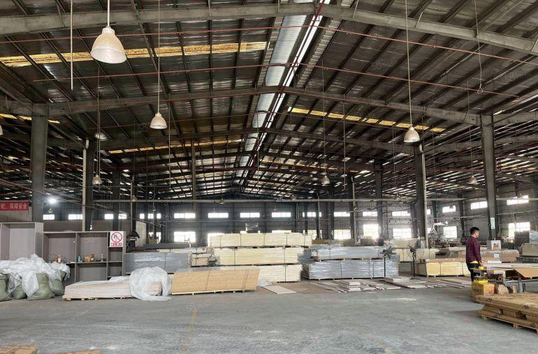 秋长新塘新出独院单一层厂房3000平 空地大好进车无行业限制