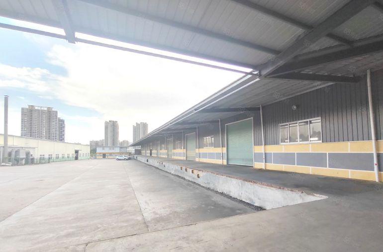 8块！三和经济开发区10000平单一层独院厂房仓库低价出租