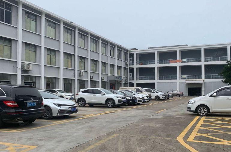 惠城淡水1200平个人独院红本厂房仓库带有车位低价出租可分租