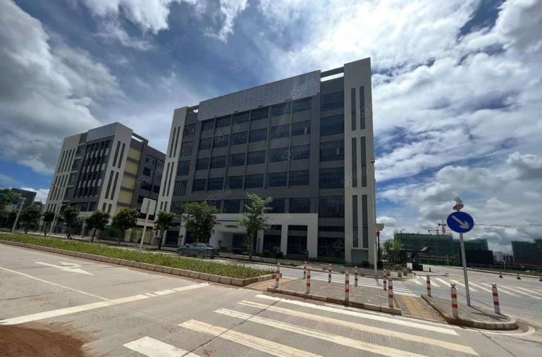 10元一平惠东临近高速口原房东19000平红本厂房出租