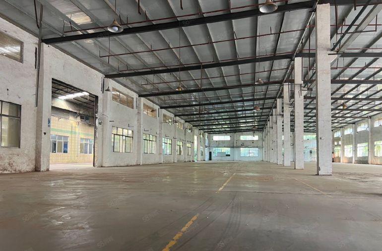 个人出租厂房带红本独院5450平方，带牛角8米高