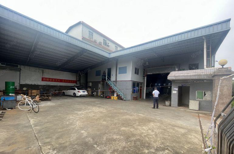 急租新墟原房东小独院，带航车。适合五金注塑磨具机械设备加工等