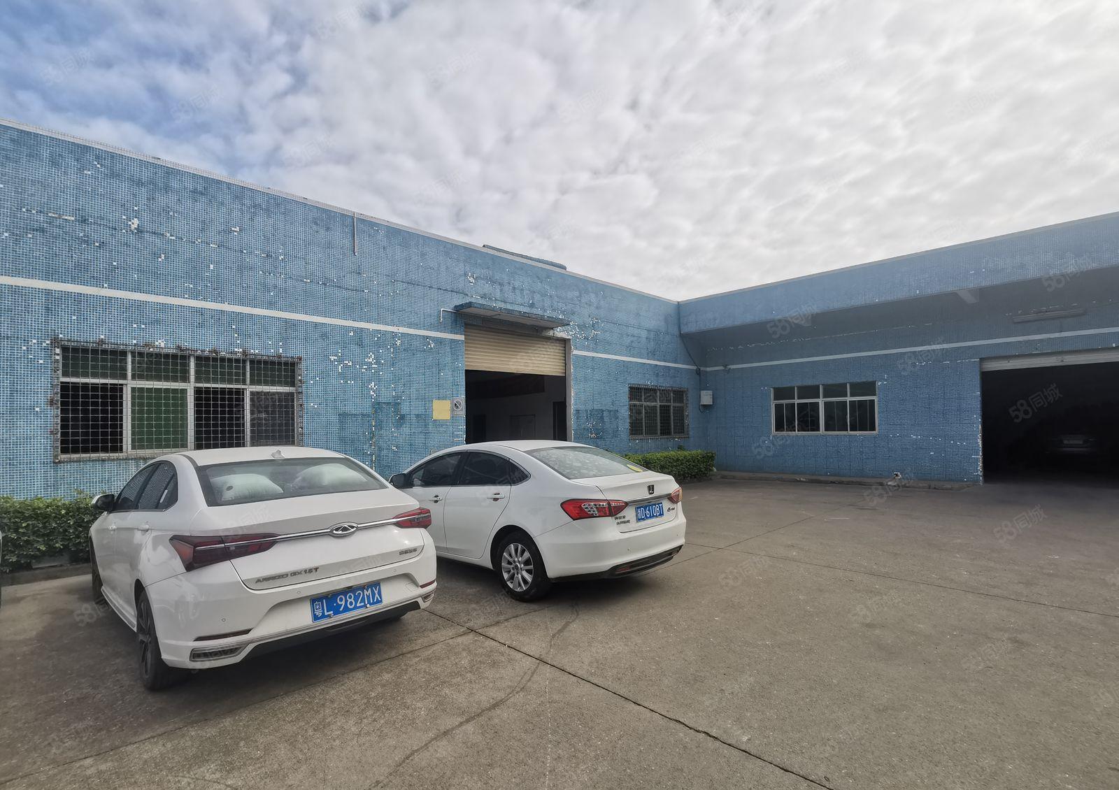 新圩滴水七米钢构2050平米出租，空地大带牛角交通便利形象好