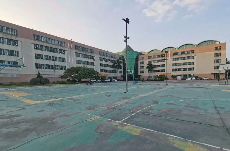 10块新圩独院厂房出租两万平可分租仓库出租空地大