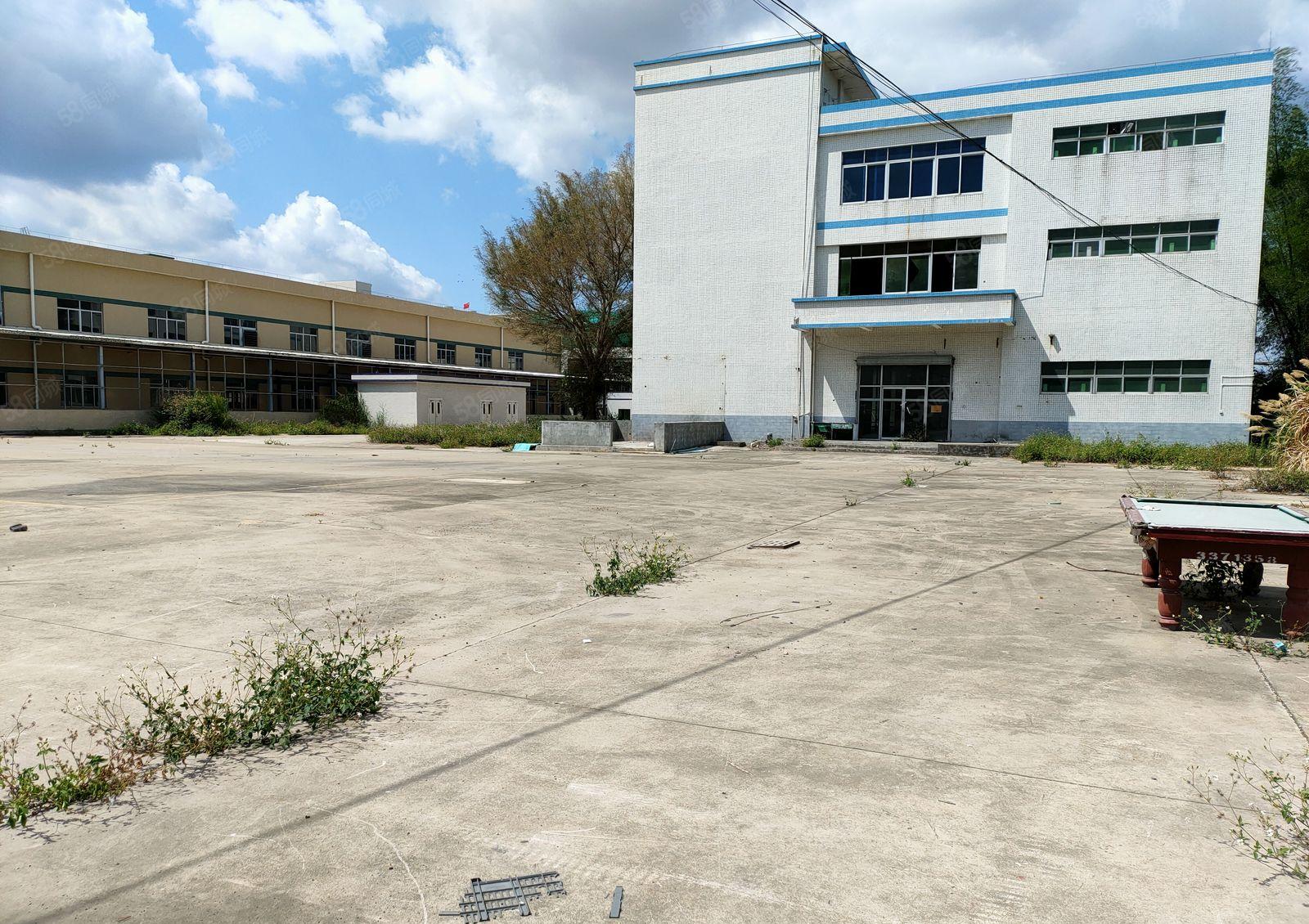 独院厂房招租（厂房6000平，宿舍1500平）