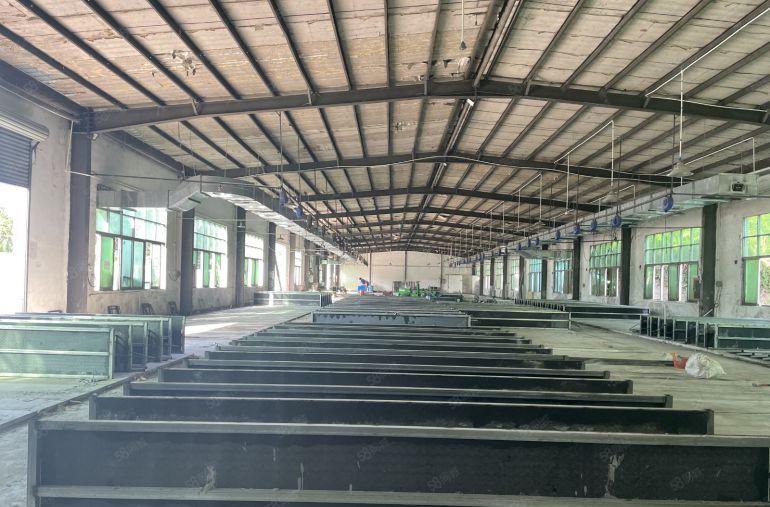 新圩临深，2000平可分租，滴水7.5米钢结构厂房低价出租