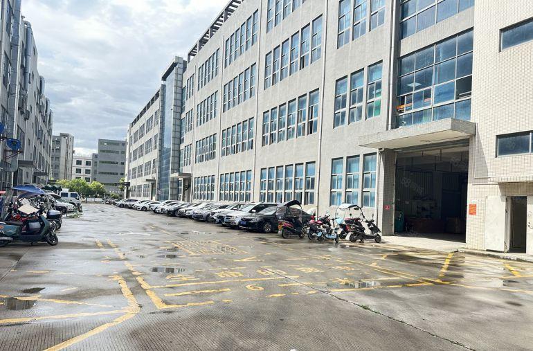 8块新圩4000平一层原房东红本厂房仓库出租分租整租