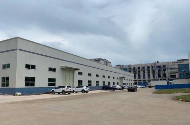 5000平高度12米，12元，原房东厂房仓库出租，高使用率