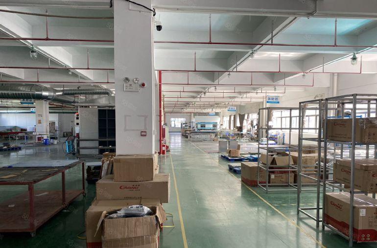 6000平方8元自带喷油喷漆环评家具厂送展厅办公室