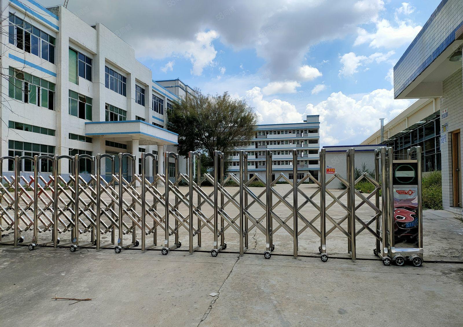 独院厂房招租（厂房6000平，宿舍1500平）