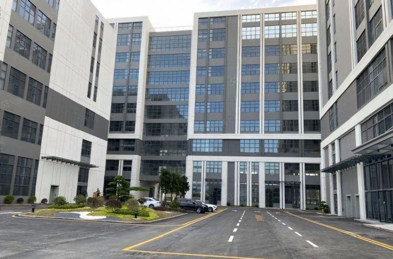 10块！大亚湾临深高端形象红本厂房仓库出租1000平方起分