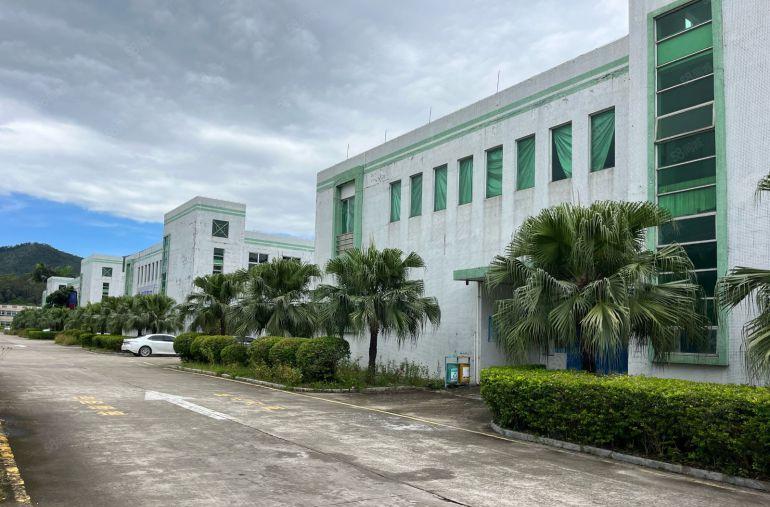 大亚湾澳头花园式红本证件厂房，靠近石化区。