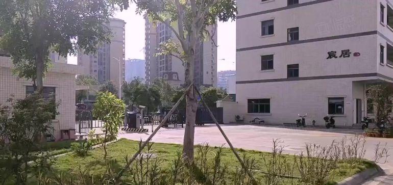 整层3000平，10元一平，带精装修，无转让费，原房东厂房