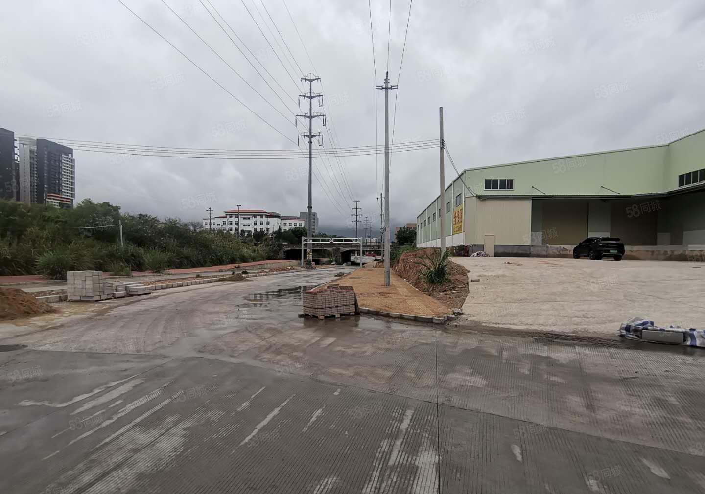 全新大亚湾比亚迪附近5800平米带卸货平台厂房，仓库出租