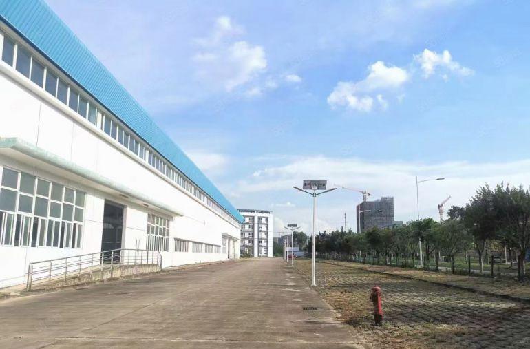 大亚湾钢结构滴水10米3500平方重工业厂房现成32吨航车