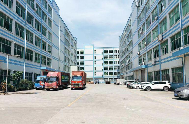 西区龙山二路原房东新出1300平5楼现成办公室地坪漆宿舍楼