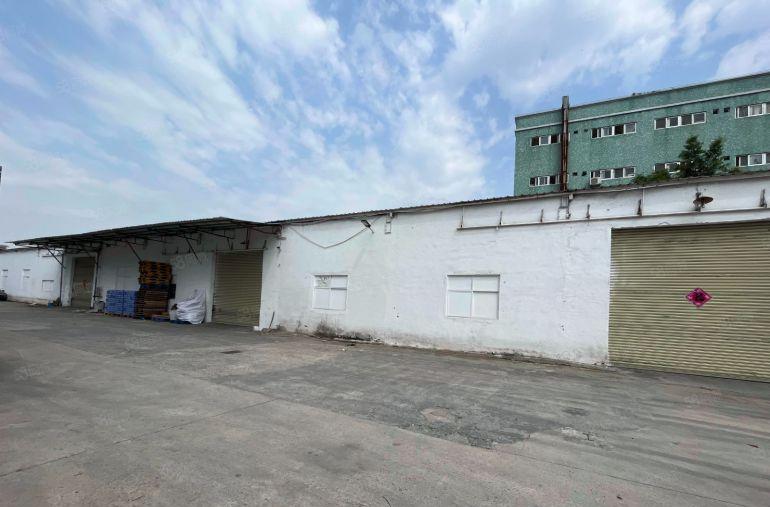 原房东仓库6000平米，实量10元一平，可分租