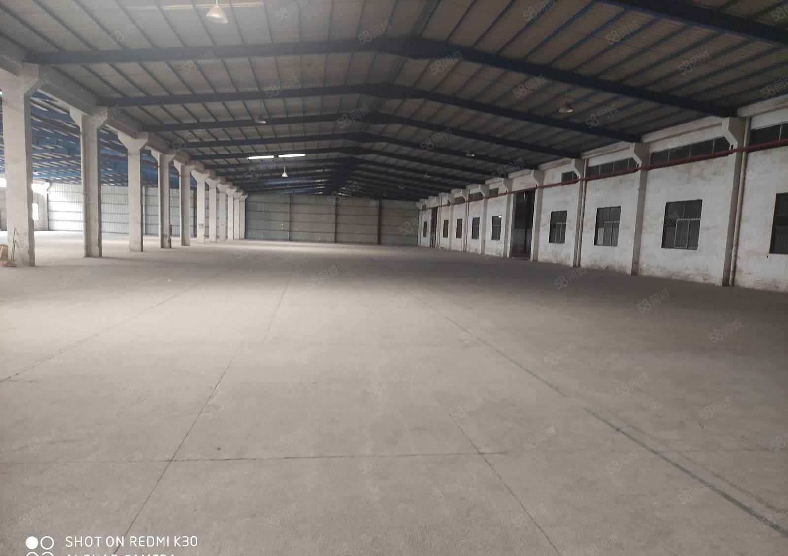 临深地段，室内有卸货平台，可进出17米大车，丙二级消防。