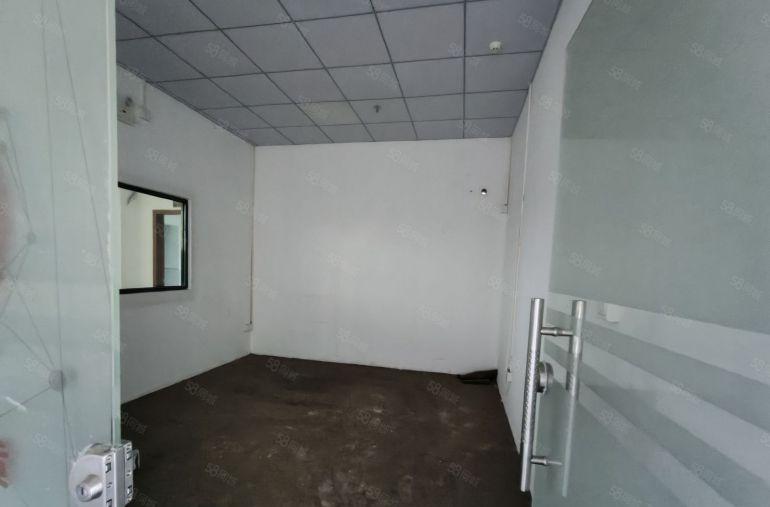 临深大亚湾一楼1200平方带装修办公室地坪漆红本厂房仓库出租