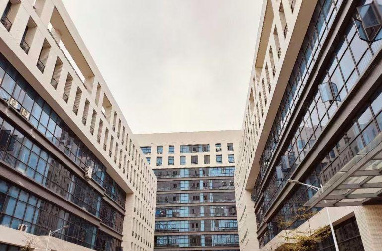 大亚湾科技园，6万平全新标准厂房招租（可分租），280平起分