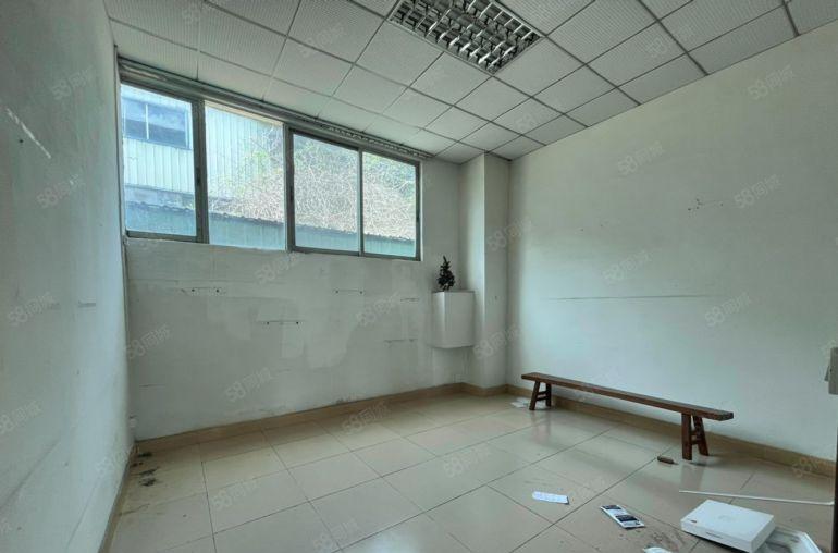 临深原房东仓库厂房400平，无公摊，租金4000元月