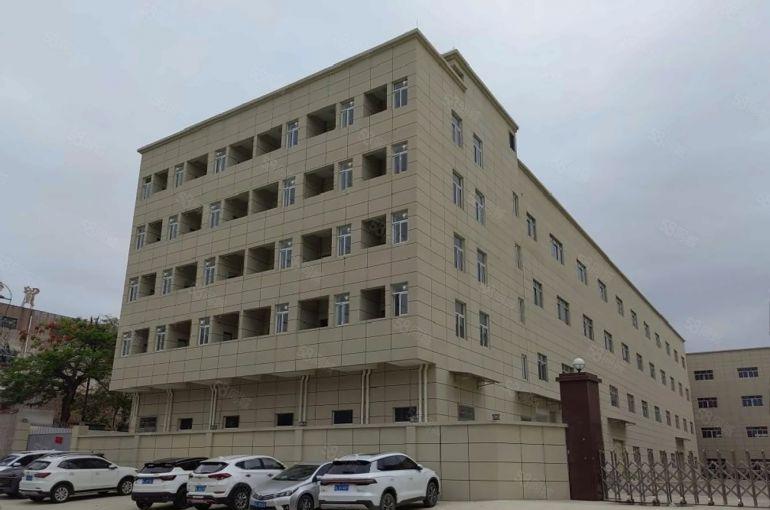 10块！100平可分主干道旁位置好原房东红本厂房仓库出租