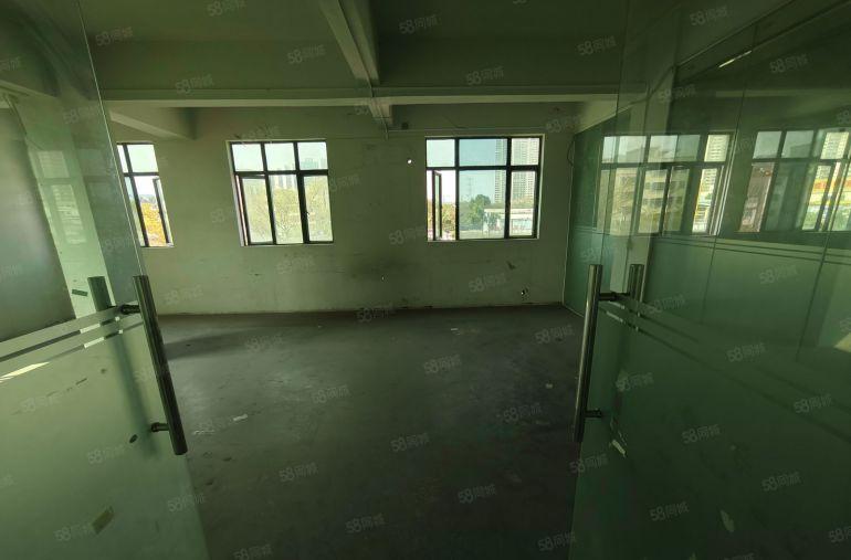 西区临深原房东实际面积400平房子现成水电办公室独立卫生间