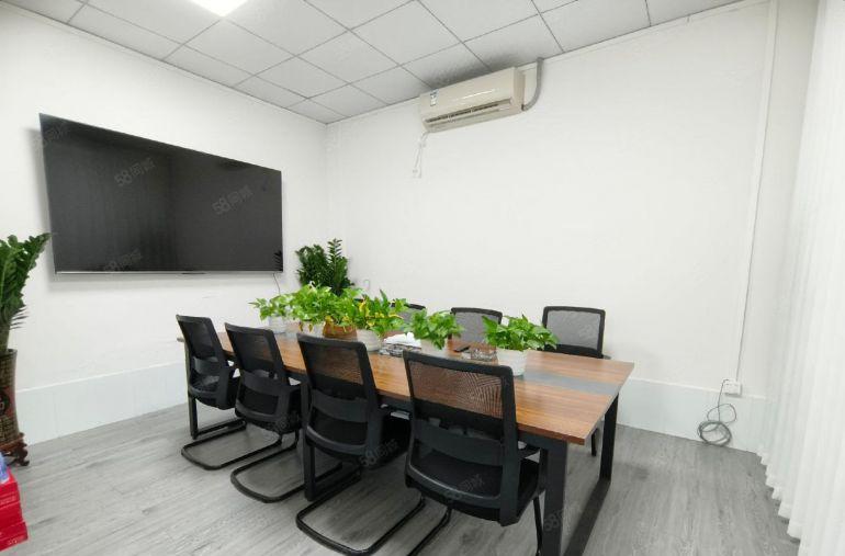 3000平精修装厂房 无转让费 10元一平 原房东厂房出租