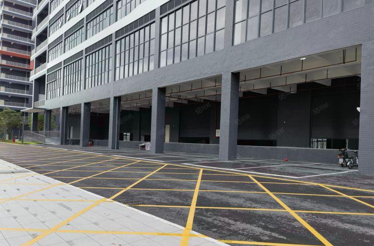 9元临深大亚湾楼上全新标准厂房2000平，带喷淋水电到位